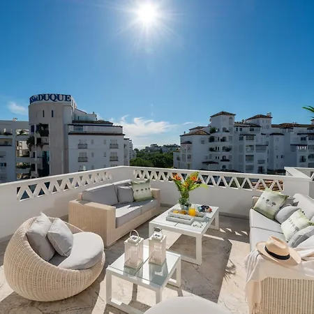 Wonderful Penthouse 3 Bedrooms In Puerto Banus -marbella شقة