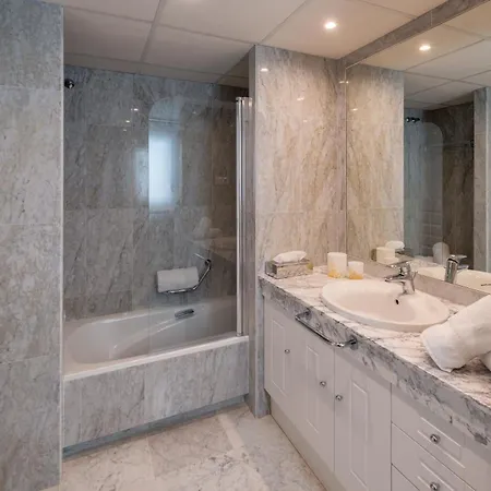 شقة Wonderful Penthouse 3 Bedrooms In Puerto Banus -marbella *