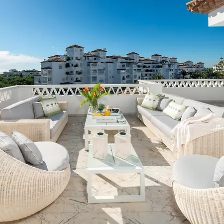 Wonderful Penthouse 3 Bedrooms In Puerto Banus -marbella شقة *