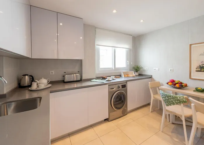 Wonderful Penthouse 3 Bedrooms In Puerto Banus -marbella