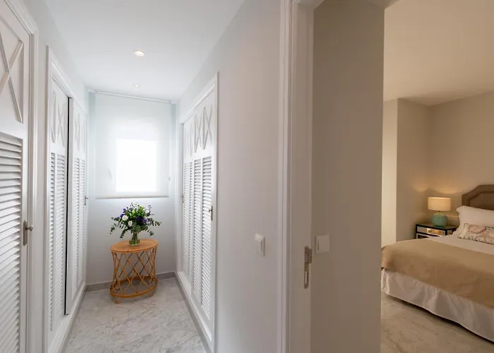 Wonderful Penthouse 3 Bedrooms In Puerto Banus -marbella Marbella
