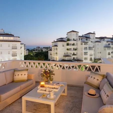 Wonderful Penthouse 3 Bedrooms In Puerto Banus -marbella * マルベーリャ